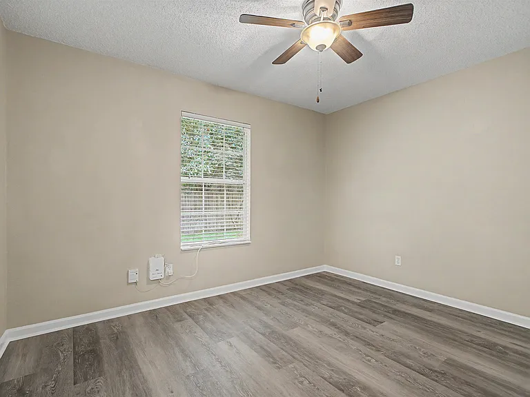 1850 Newman Ln — Photo 45
