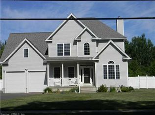 59 Merriman Rd, Windsor, CT 06095