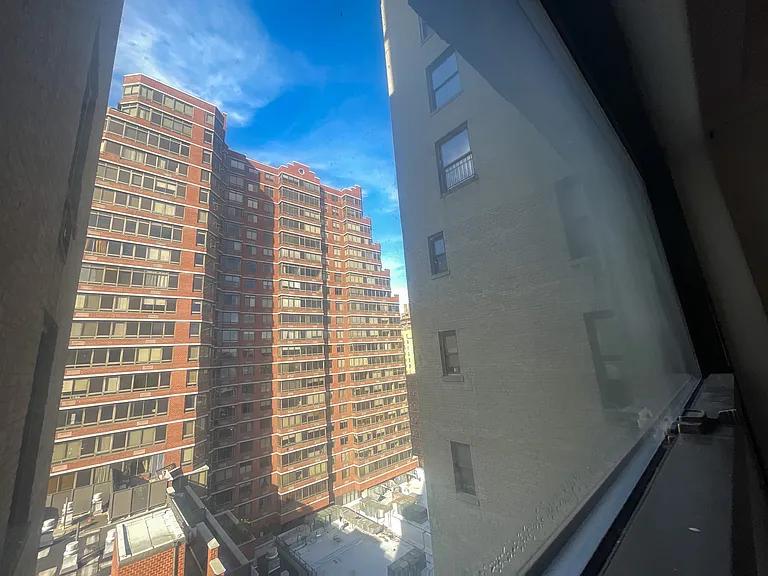 215 W 83rd St #11D — Photo 5