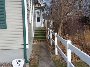 908 1/2 Rapids St, Adel, IA 50003