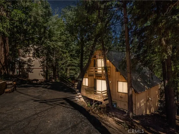 31446 Overhill Dr, Running Springs, CA 92382