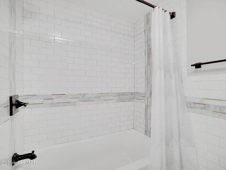 316 Main St #1 — Photo 8