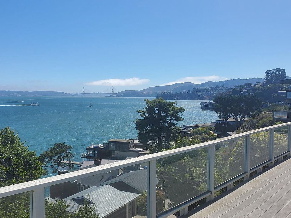 View Towards Golden Gate Bridge
