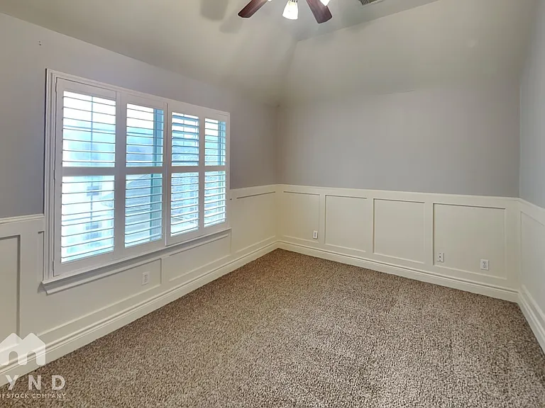 1609 Summer St — Photo 11
