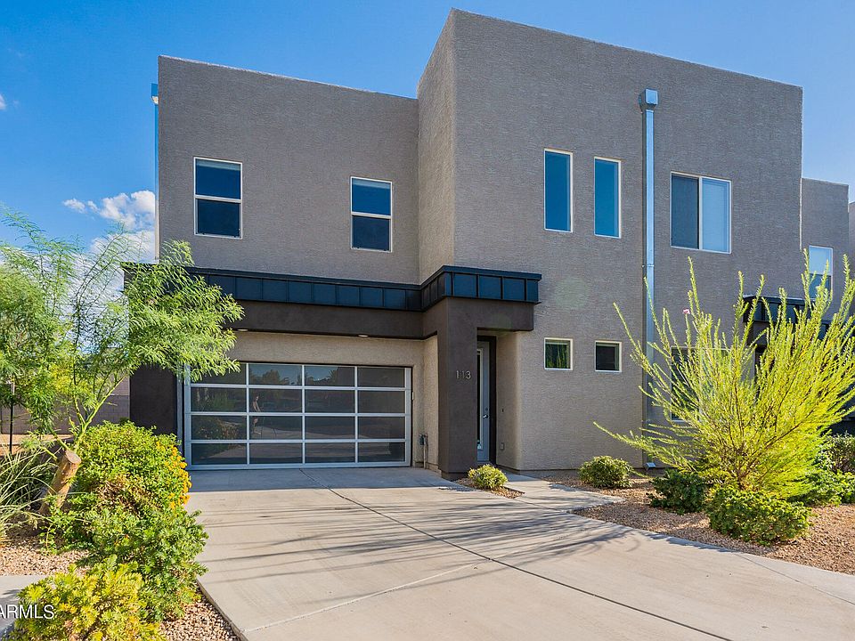 1st image of 2315 E PINCHOT Avenue #113