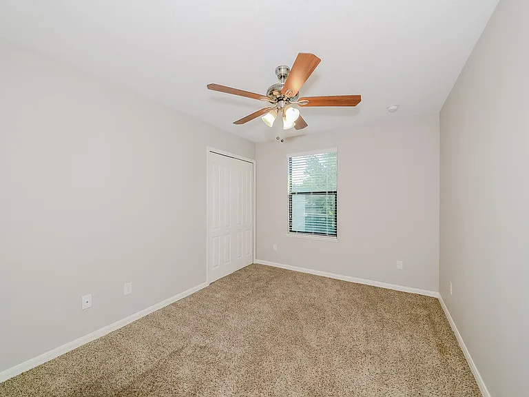 2305 50th Street Cir E — Photo 14