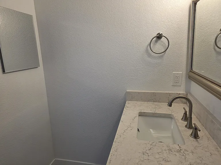 4725 N Josephine St — Photo 21