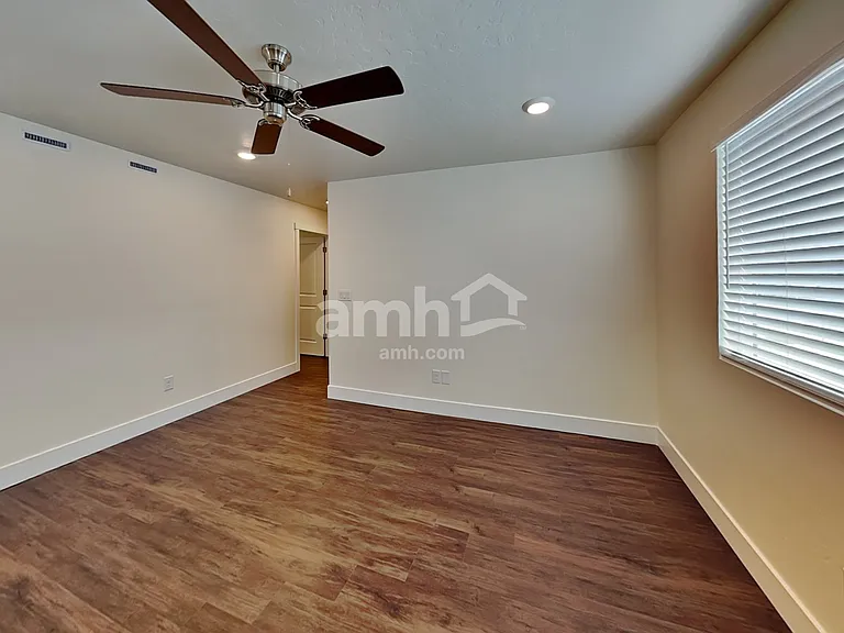 1515 W Afton St — Photo 13