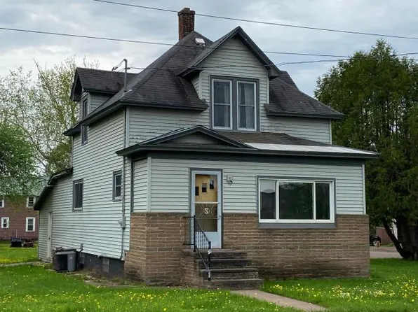 219 Clemens St, Ironwood, MI 49938