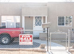 916 Palo Duro Ave NW, Albuquerque, NM 87107