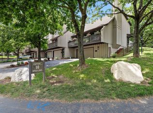 1096 Florimond Dr, Elgin, IL 60123