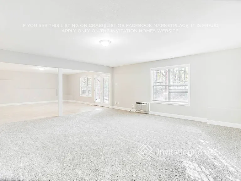 702 Sycamore Dr — Photo 8