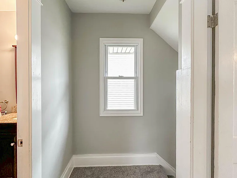 662 Southwood Ave — Photo 22