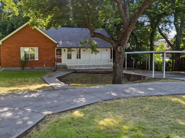 1406 S Elm St, Weatherford, TX 76086