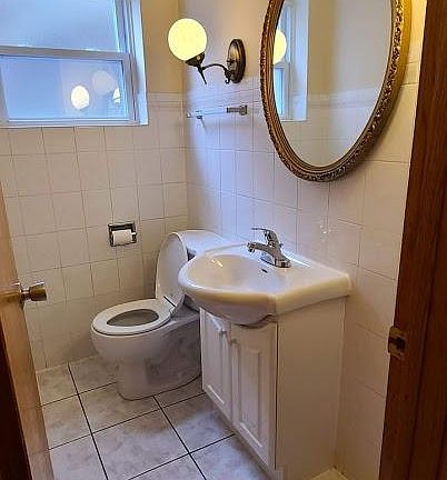 4th image of 6210 S Kildare Ave #1