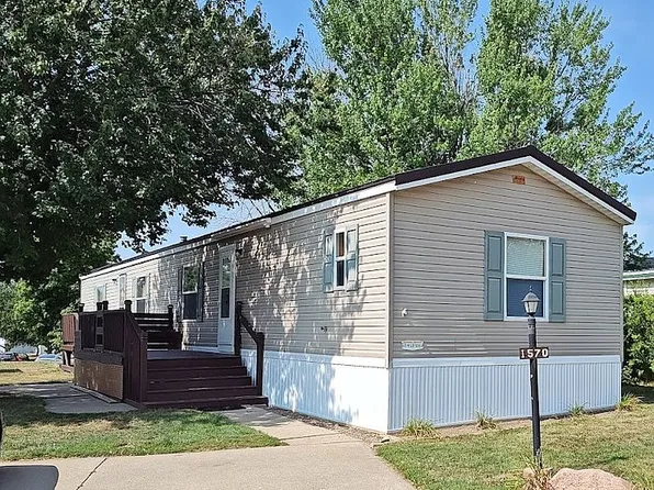 1570 Cherokee Dr, Marion, IA 52302
