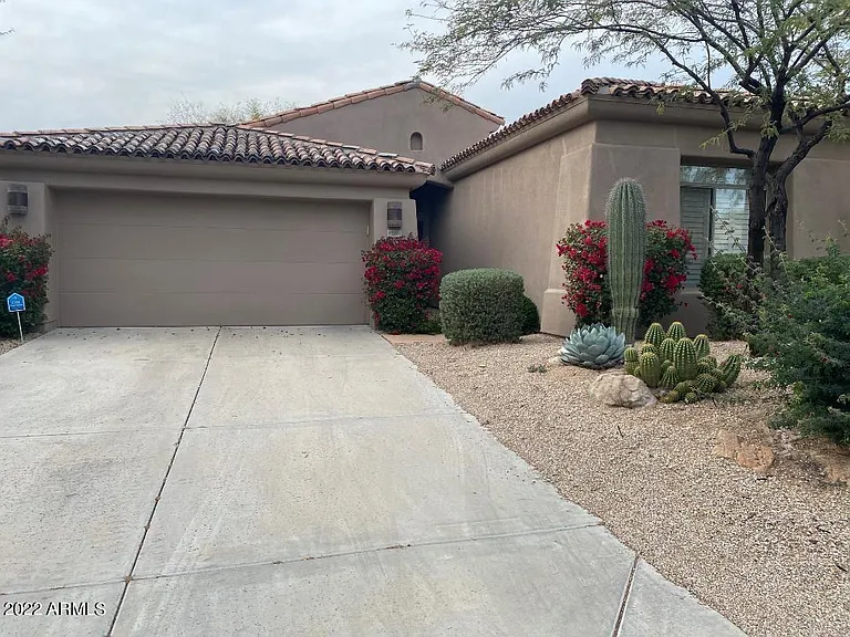 8184 E Beardsley Rd — Photo 1
