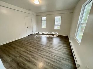 164 Marcy St APT 1, Southbridge, MA 01550