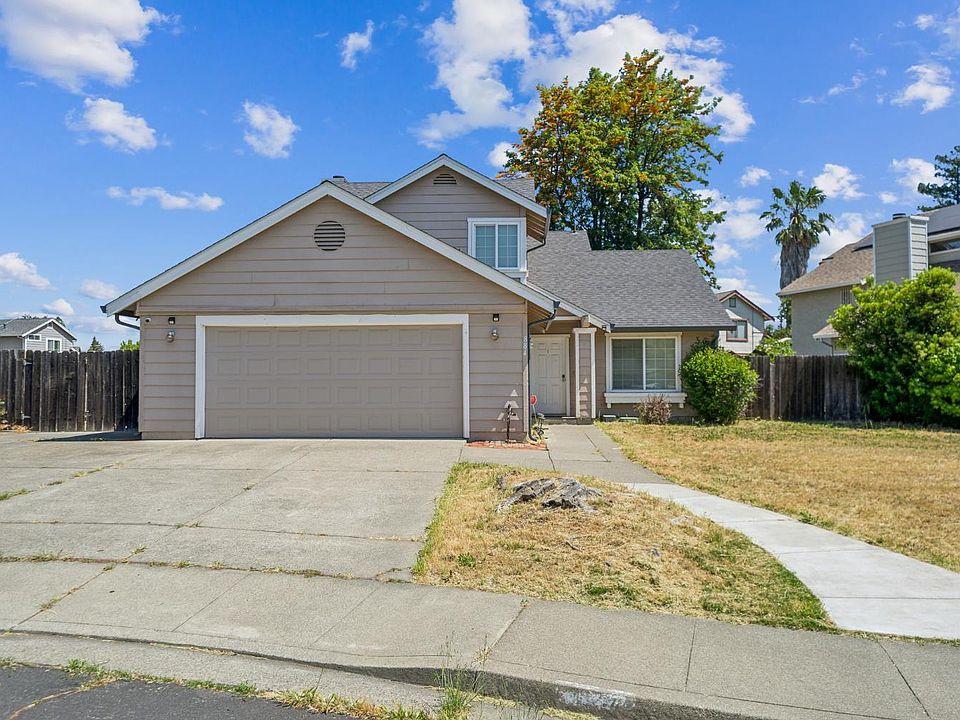 1st image of 884 Sunset Ct