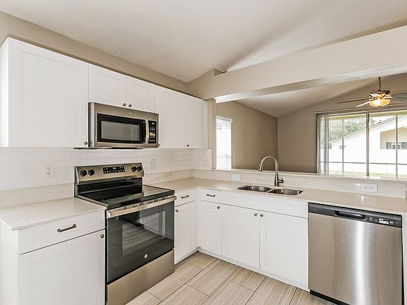 5th image of 6934 Waterbrook Ct
