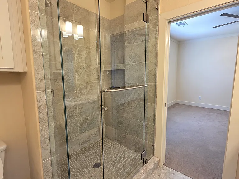 5905 Ross Ave #5 — Photo 21