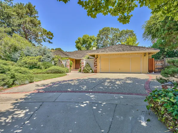 22900 Guidotti Ct, Salinas, CA 93908