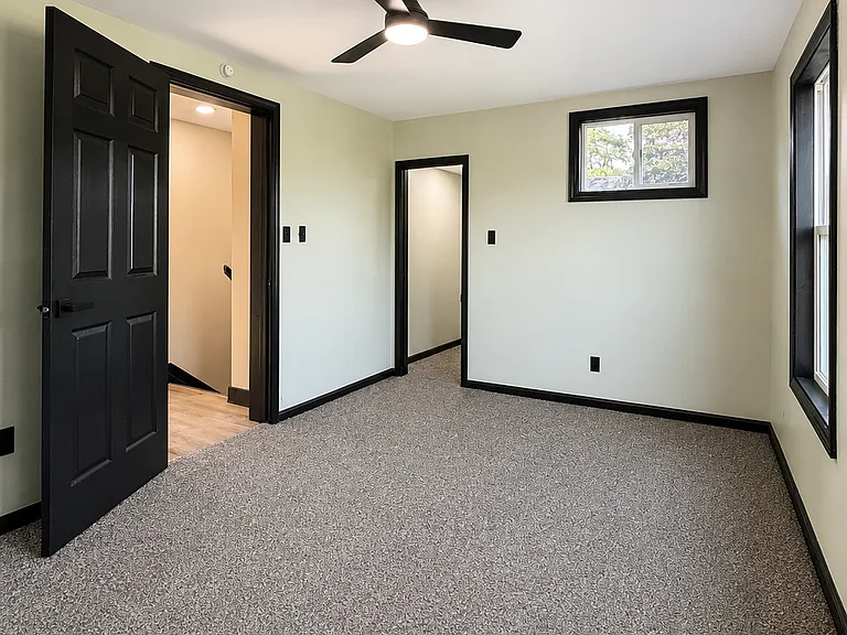120 N Nebraska St — Photo 11