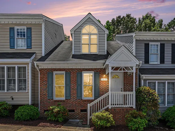 2807 Sterling Park Dr, Raleigh, NC 27603