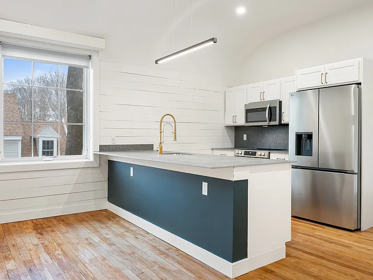 Orono Lofts — Photo 74