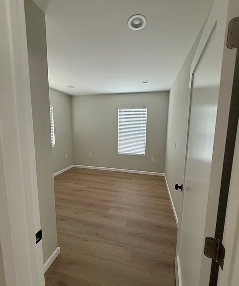 2449 Channel Dr — Photo 6