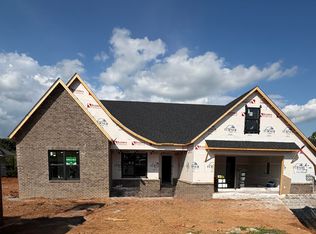 146 Poppy Pl, Lenoir City, TN 37772