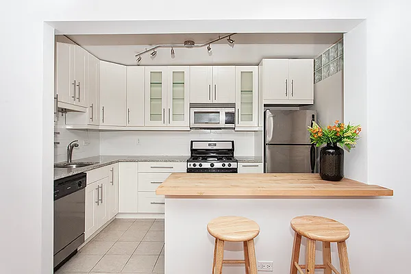 Sold by Brooklyn Hearth Realty | media 13