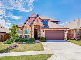 1617 Silver Ln, Aubrey, TX 76227