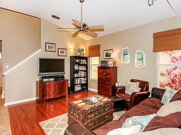 3rd image of 5806 Heronrise Crescent Dr