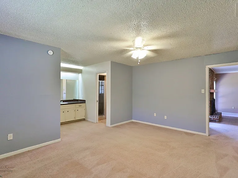 1117 Ruswood Dr — Photo 22