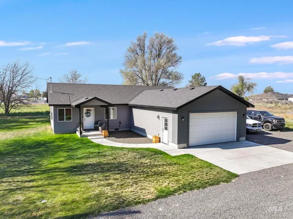 147 N Nampa St, Wendell, ID 83355