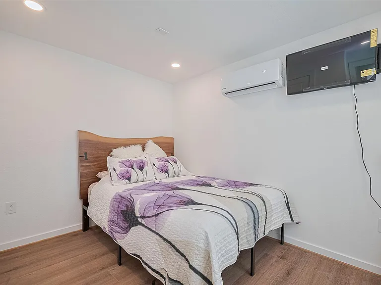 6725 Avenue K — Photo 18