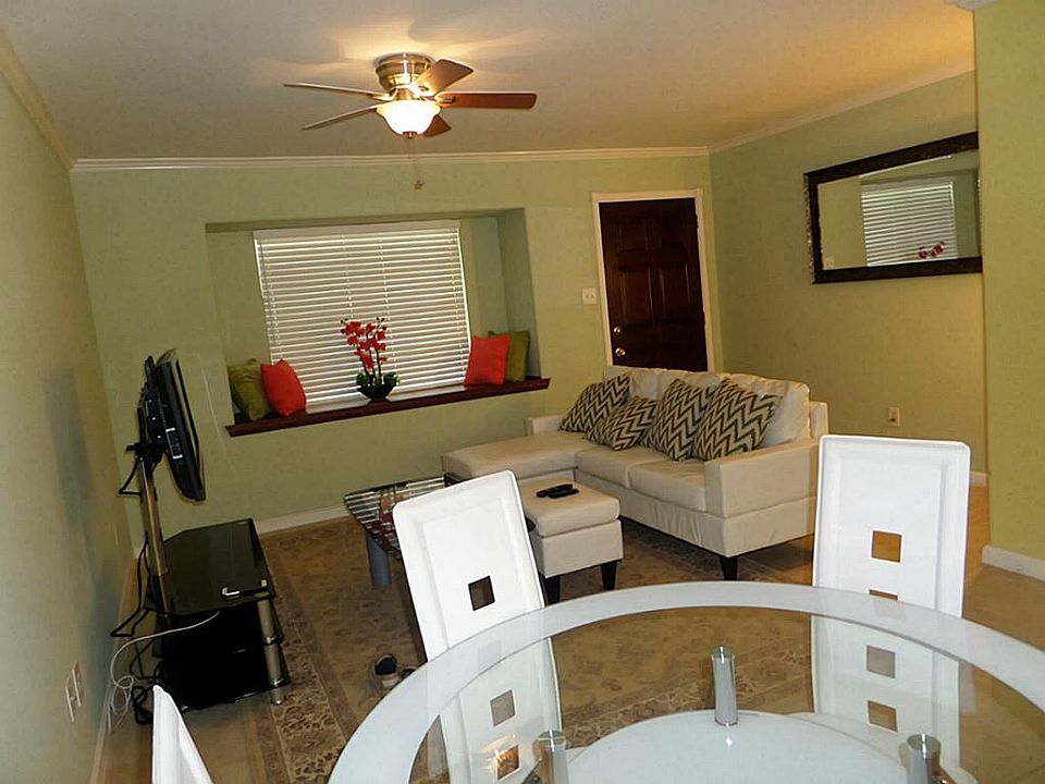 1st image of 9775 Pine Lake Dr APT 8