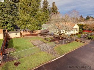 6555 NE Sumner St, Portland, OR 97218