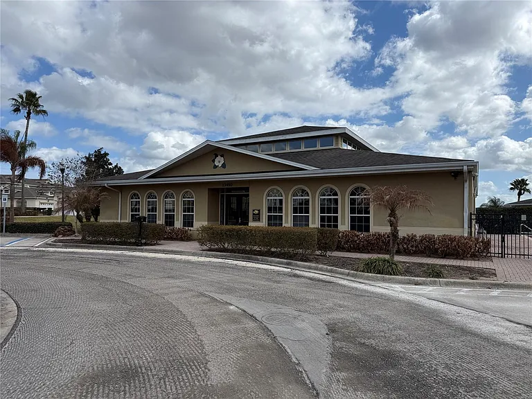 17436 Chateau Pine Way — Photo 16