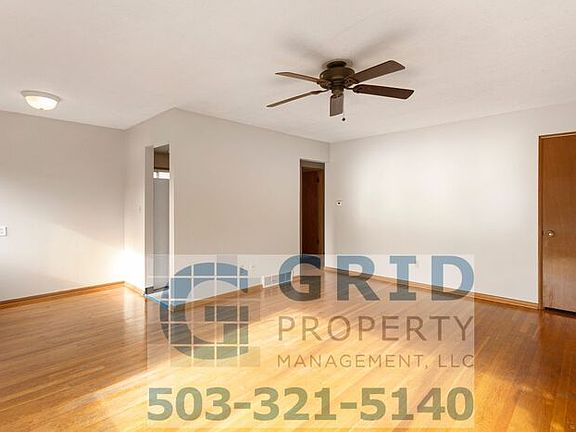 4th image of 2943 SE Brooklyn St #2943