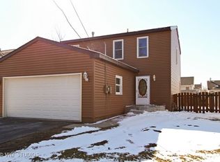 509 Venice Rd, Lakemoor, IL 60051