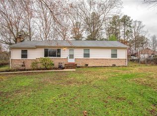 4616 Overlea Dr, Midlothian, VA 23112