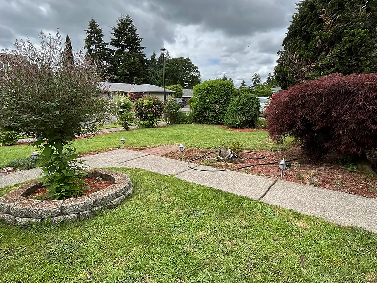 9875 SW Alsea Dr — Photo 36