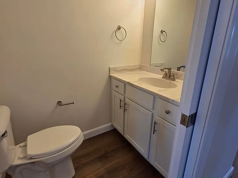 43 W Main St — Photo 8