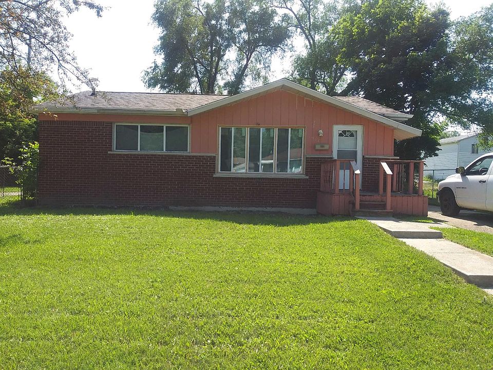 1st image of 1915 Oxley Dr