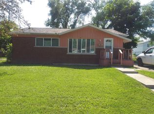 1915 Oxley Dr, Flint, MI 48504