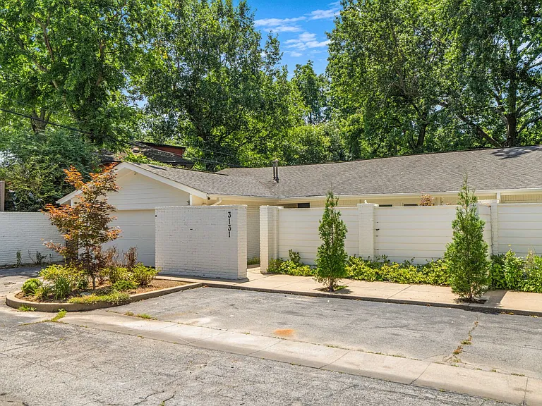 3131 S Florence Ct #1 — Photo 41