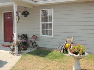 110 Cool Breeze Dr, Raeford, NC 28376