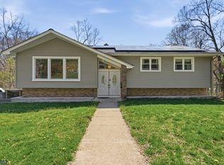 15 Valley Trl, Jefferson Twp., NJ 07438